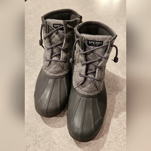 sperry gray quilted duck boots